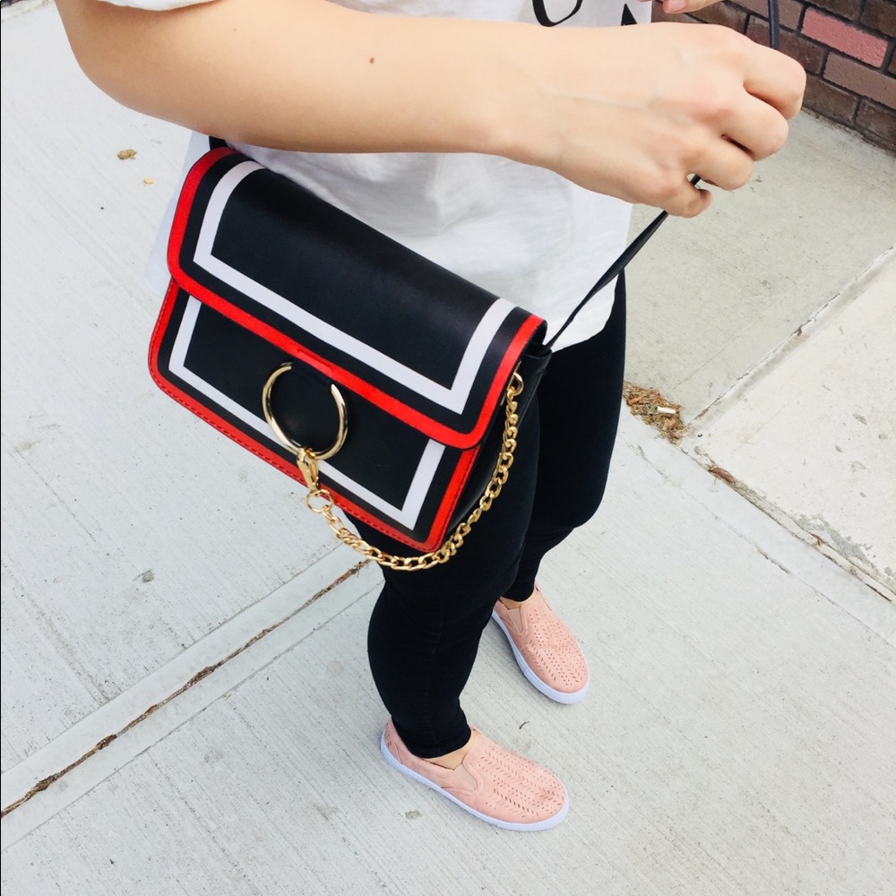 Last one! NWT Black red gold O-ring colorblock bag